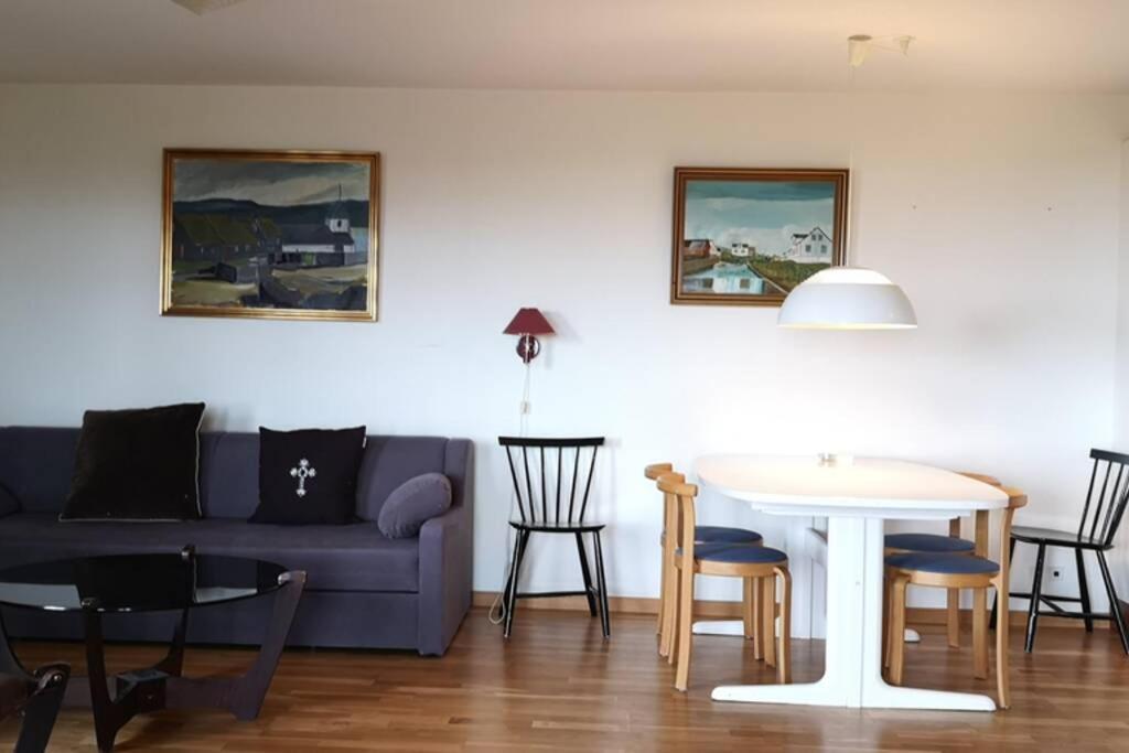 Large Apartment With Fabulous View Of Tórshavn Exteriör bild