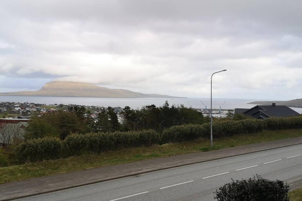 Large Apartment With Fabulous View Of Tórshavn Exteriör bild