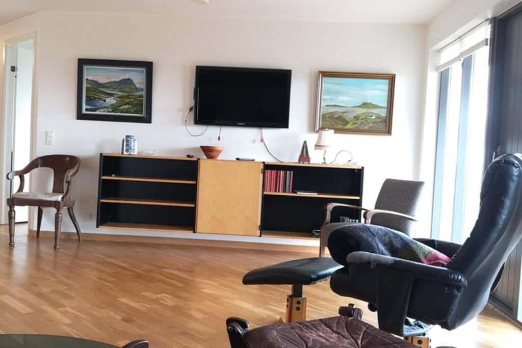 Large Apartment With Fabulous View Of Tórshavn Exteriör bild
