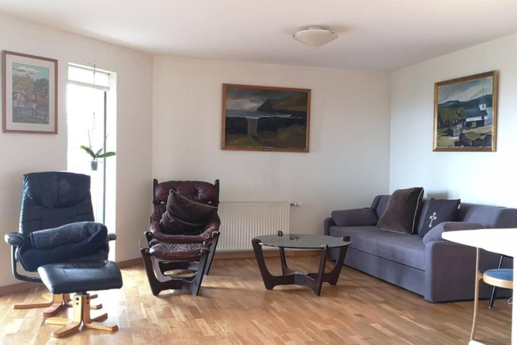 Large Apartment With Fabulous View Of Tórshavn Exteriör bild