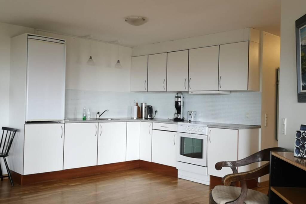 Large Apartment With Fabulous View Of Tórshavn Exteriör bild